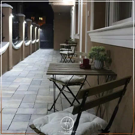 アパート Harmony - *